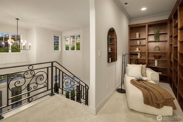 3489 NE Harrison Street, Issaquah, WA 98029