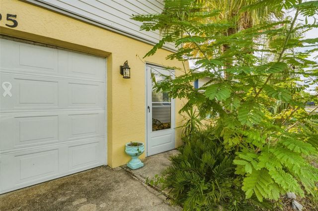 195 SUMMERSET DRIVE, Punta Gorda, FL 33982