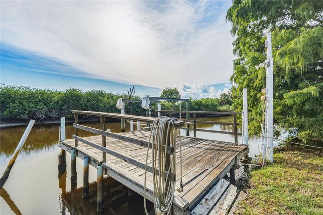 195 SUMMERSET DRIVE, Punta Gorda, FL 33982