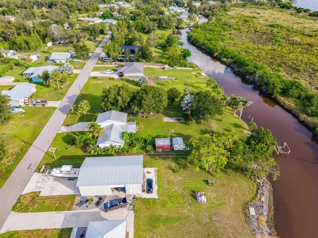 195 SUMMERSET DRIVE, Punta Gorda, FL 33982
