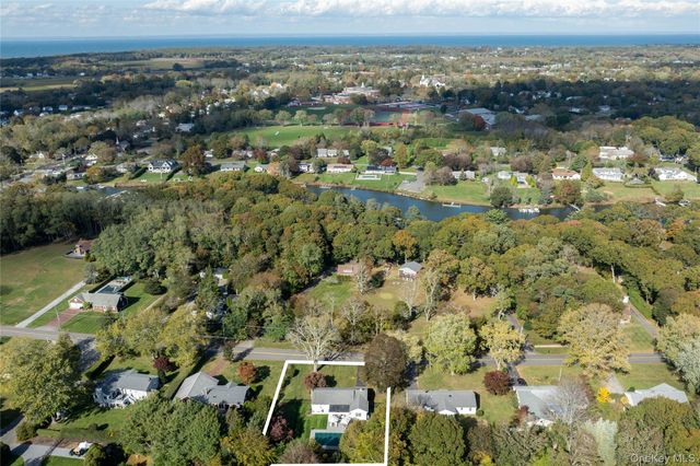 920 Pine Neck Road, Southold, NY 11971