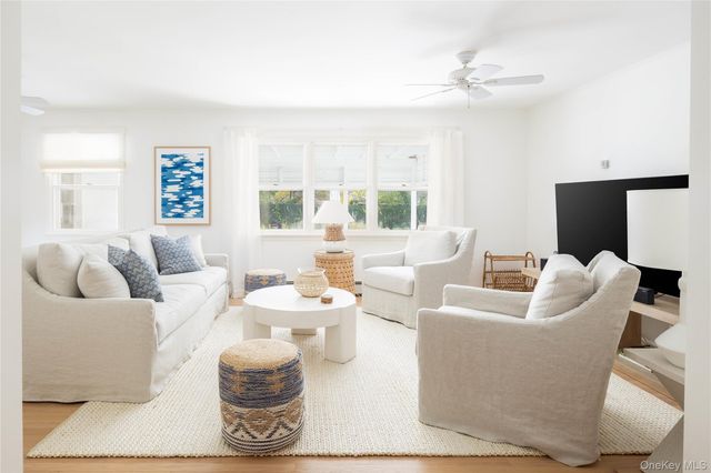 920 Pine Neck Road, Southold, NY 11971