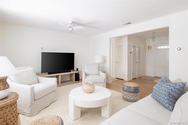 920 Pine Neck Road, Southold, NY 11971