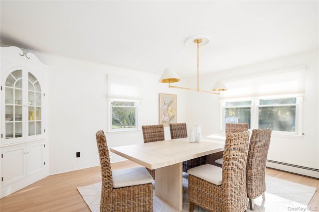 920 Pine Neck Road, Southold, NY 11971