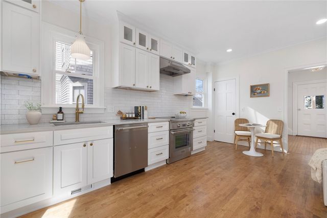 61 Gibbs Avenue, Newport, RI 02840