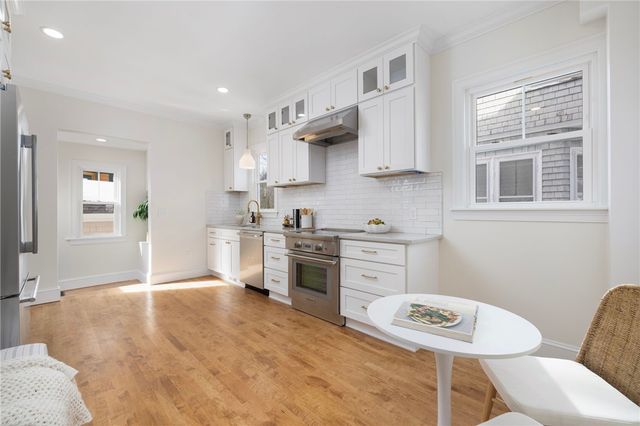 61 Gibbs Avenue, Newport, RI 02840