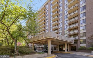 1808 OLD MEADOW RD #112, Mclean, VA 22102