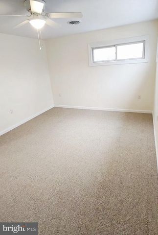 409 E CHESTNUT ST, Cleona, PA 17042