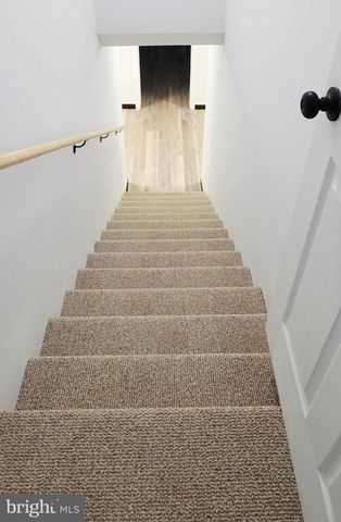 409 E CHESTNUT ST, Cleona, PA 17042