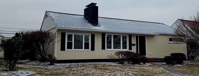 409 E CHESTNUT ST, Cleona, PA 17042