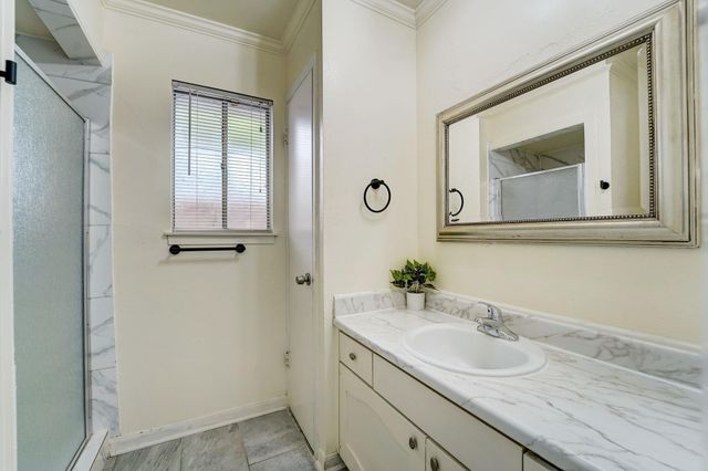 8851 Alcott, Houston, TX 77080