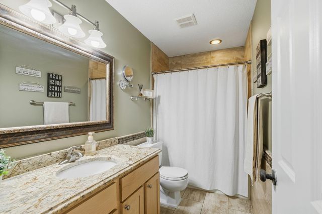 8750 Darnel Road, Eden Prairie, MN 55344