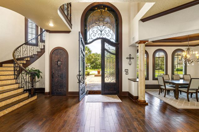 23 Oak Cove Lane, Humble, TX 77346