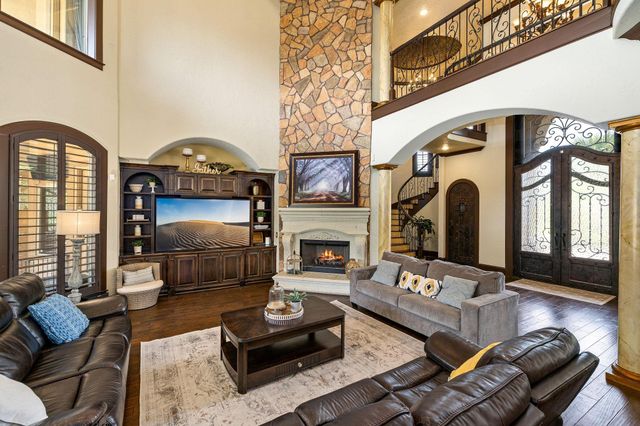 23 Oak Cove Lane, Humble, TX 77346