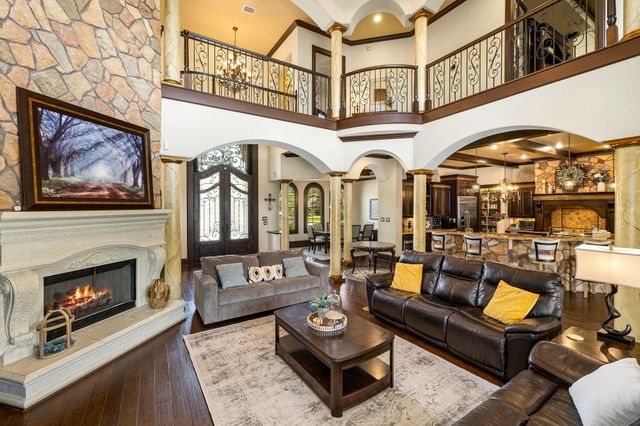 23 Oak Cove Lane, Humble, TX 77346