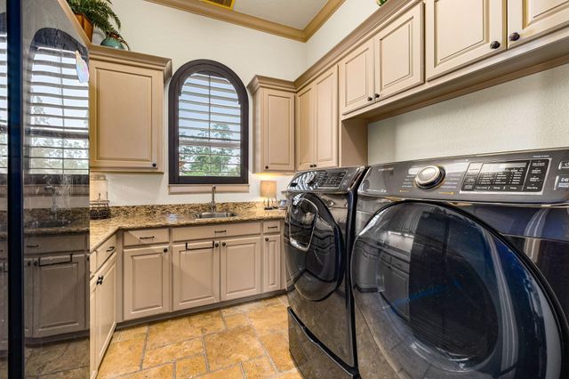 23 Oak Cove Lane, Humble, TX 77346