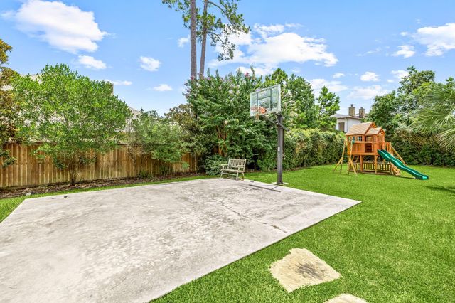 23 Oak Cove Lane, Humble, TX 77346