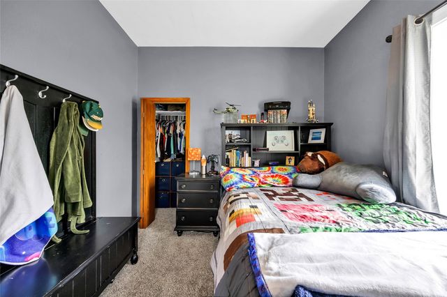 211 Brush Avenue, Urbana, IA 52345