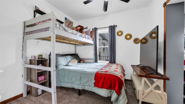 211 Brush Avenue, Urbana, IA 52345