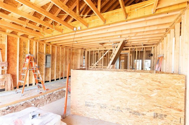 12324 SW 32nd Street, Yukon, OK 73099