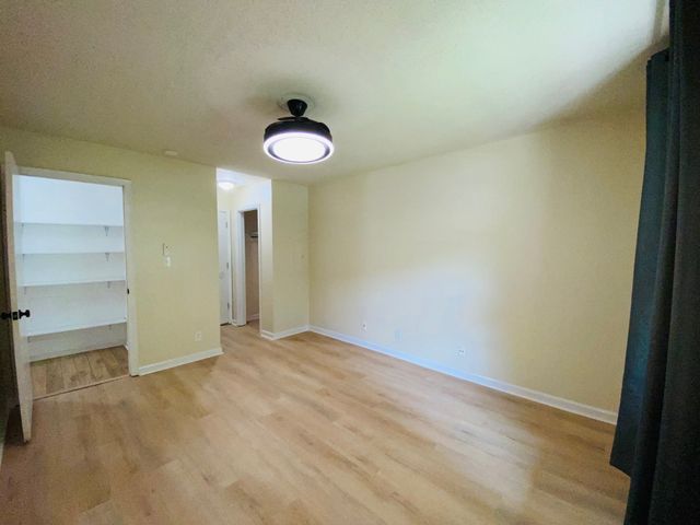 1734 Broadripple Dr, Clarksville, TN 37042