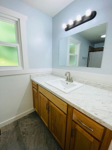 1734 Broadripple Dr, Clarksville, TN 37042
