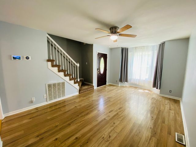 1734 Broadripple Dr, Clarksville, TN 37042