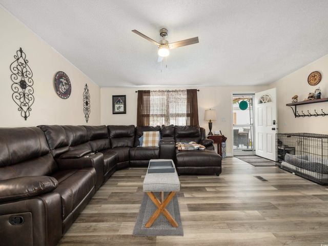 908 Old Magnolia Dr., Conway, SC 29526