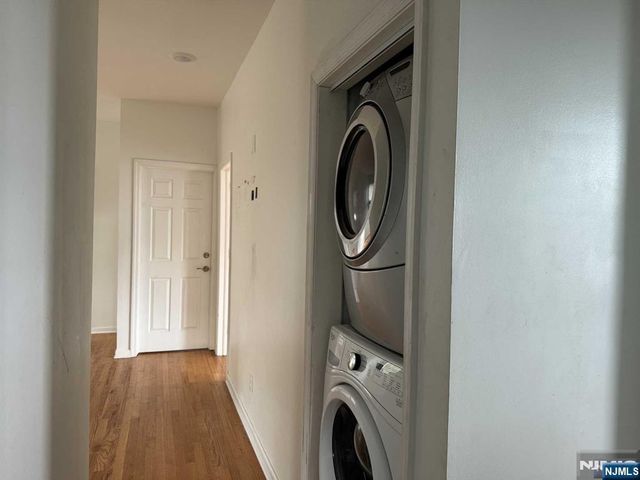 143 W 2nd Street 2, Clifton, NJ 07011