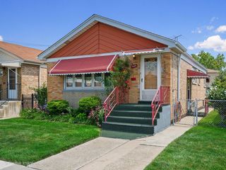 5403 S Lotus Avenue, Chicago, IL 60638