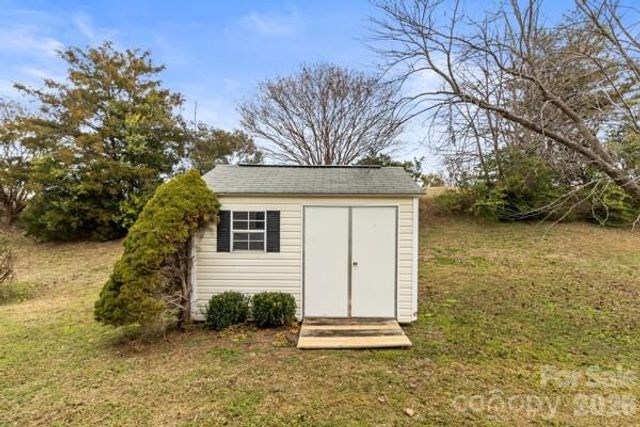 11619 Planters Estates Drive, Charlotte, NC 28278