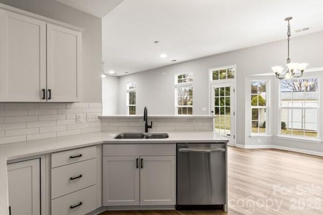 11619 Planters Estates Drive, Charlotte, NC 28278