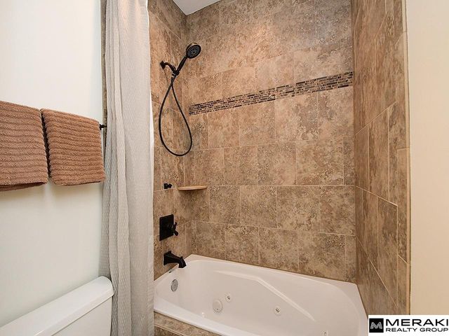 6202 S 196 Street, Omaha, NE 68135