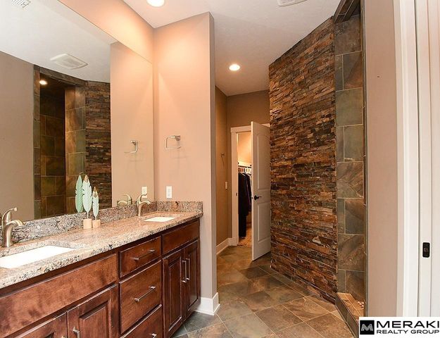 6202 S 196 Street, Omaha, NE 68135