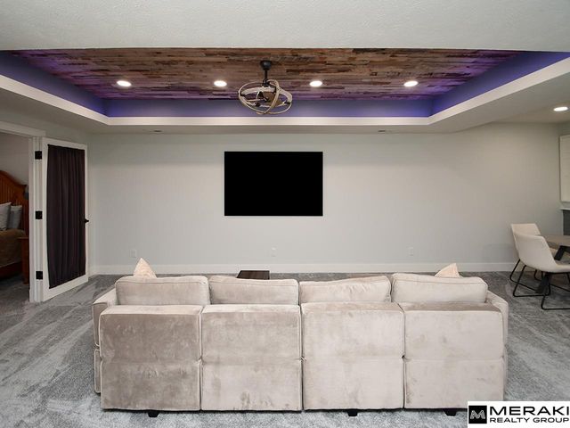 6202 S 196 Street, Omaha, NE 68135