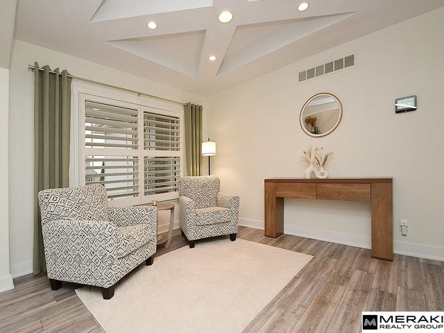 6202 S 196 Street, Omaha, NE 68135