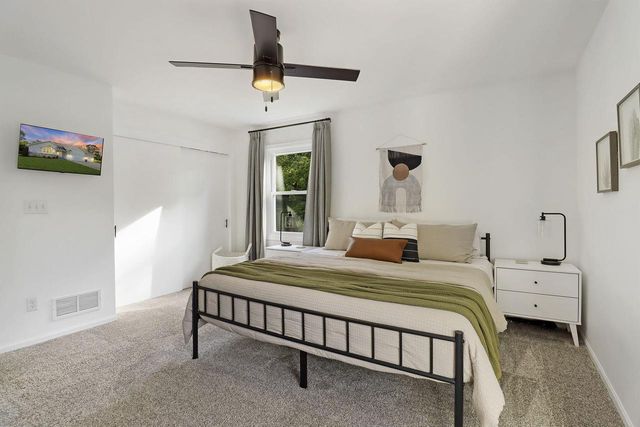 11825 243rd AVENUE, Trevor, WI 53179