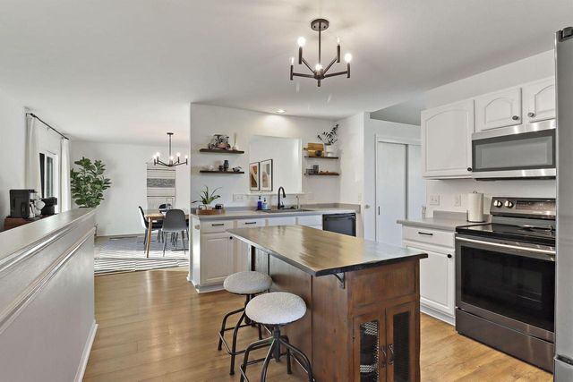 11825 243rd AVENUE, Trevor, WI 53179