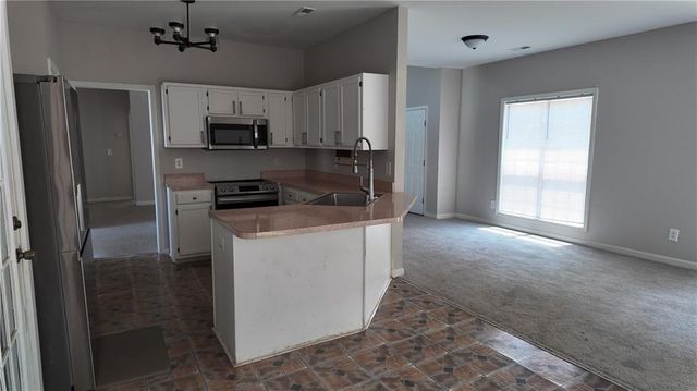 937 Downing Drive, Mcdonough, GA 30253
