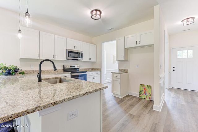 548 Timbercrest Circle SE, Bolivia, NC 28422