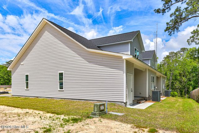 548 Timbercrest Circle SE, Bolivia, NC 28422