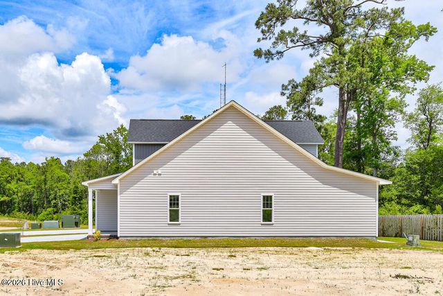 548 Timbercrest Circle SE, Bolivia, NC 28422