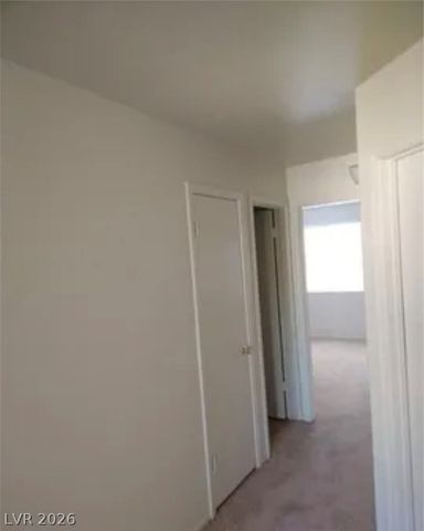 5501 Wells Cathedral Avenue, Las Vegas, NV 89130