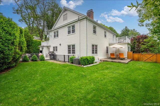 49 Eton Road, Larchmont, NY 10538
