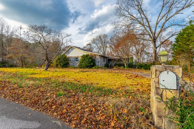 4851 Hillsdale Circle, Chattanooga, TN 37416