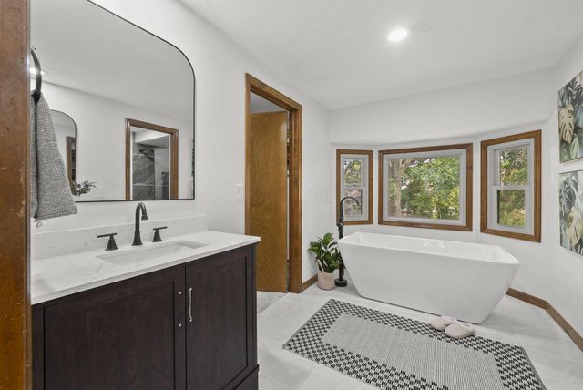 7783 Pembrook Drive, Reynoldsburg, OH 43068