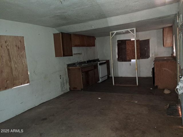 275 Sheila Lane, Sierra Vista, AZ 85635