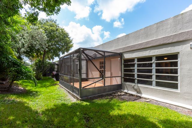 9185 Flynn Circle 3, Boca Raton, FL 33496