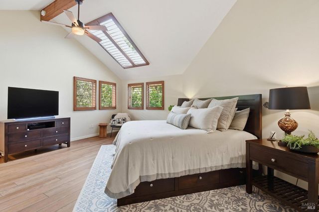 4730 Woodcliff Ct, Santa Rosa, CA 95405