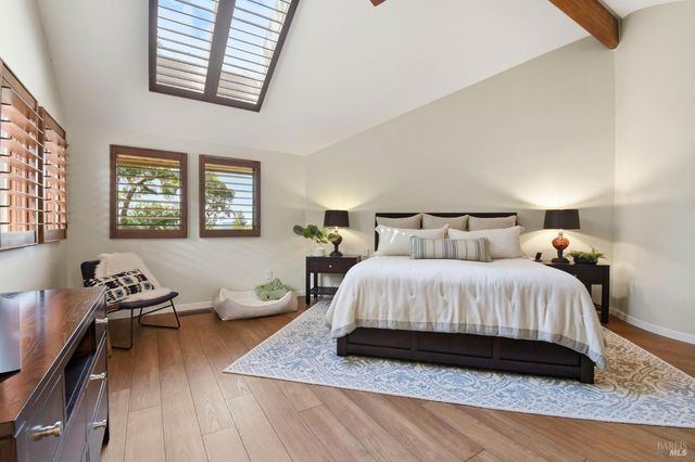 4730 Woodcliff Ct, Santa Rosa, CA 95405